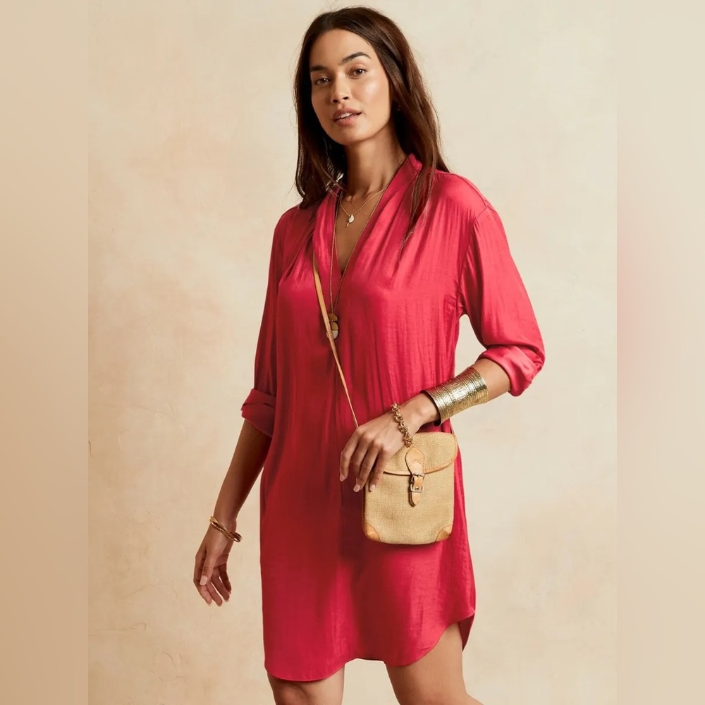 Banana Republic Petite Essential Shift Dress in Red Sunset